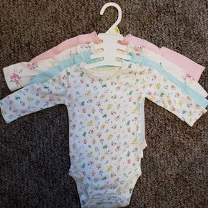 New Carter 3month onsies